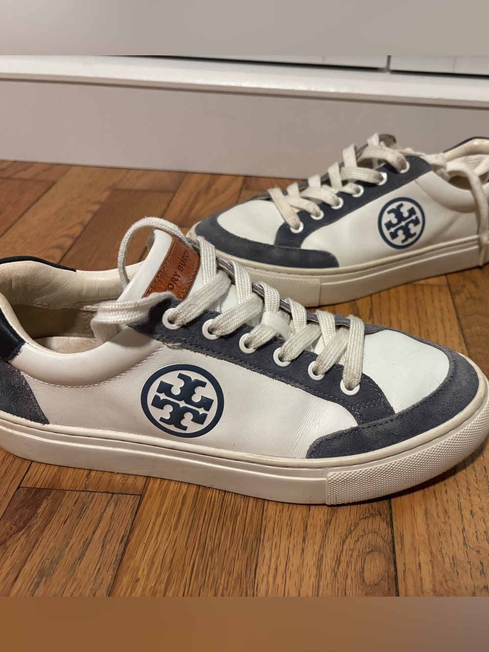 Tory Burch White and Navy Suede-Trim women’s Sneakers